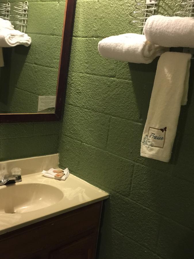Hope Inn 莱诺克斯 外观 照片